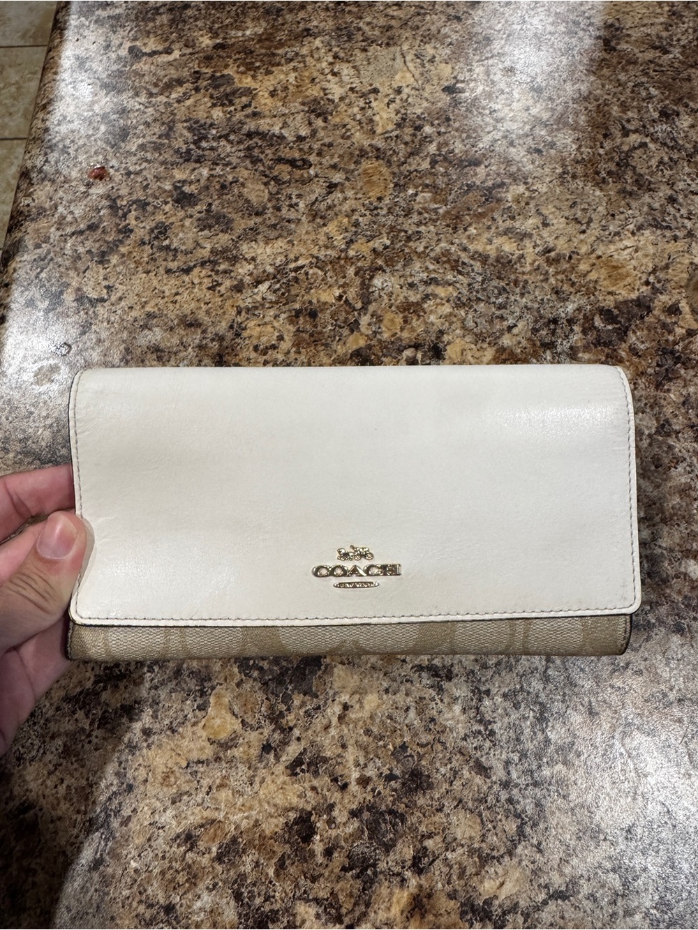 Coach Signature Canvas Wallet in‎ White and Tan